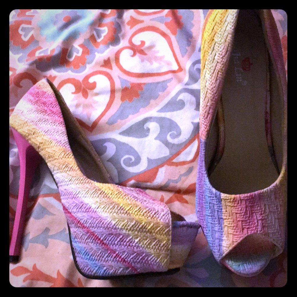Jia Jia Lin heels sz 39